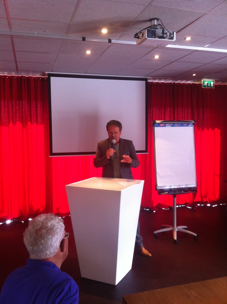 Henk de Jong op de golfbaan.